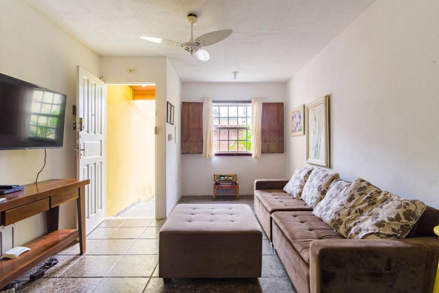 Casa Bromelia, A 15 Minutos A Pe Do Centro Historico! Villa Araquari Eksteriør billede