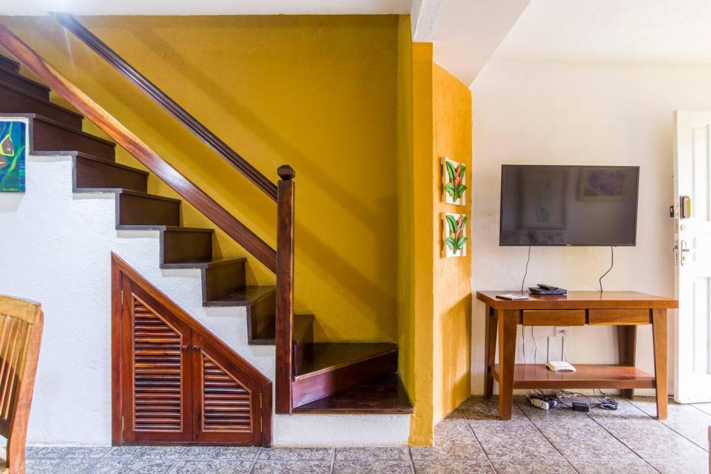 Casa Bromelia, A 15 Minutos A Pe Do Centro Historico! Villa Araquari Eksteriør billede