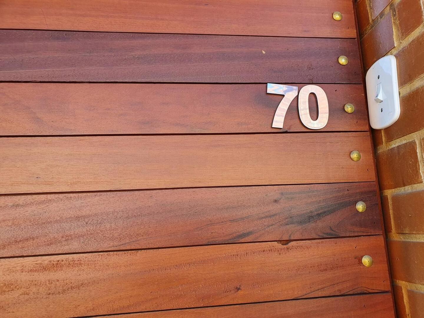 Casa Bromelia, A 15 Minutos A Pe Do Centro Historico! Villa Araquari Eksteriør billede